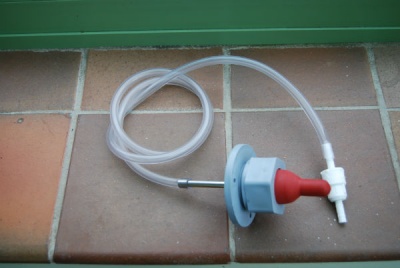 Provimi - Shepherdess Orphan Lamb Feeder Feed Line Kit[1]
